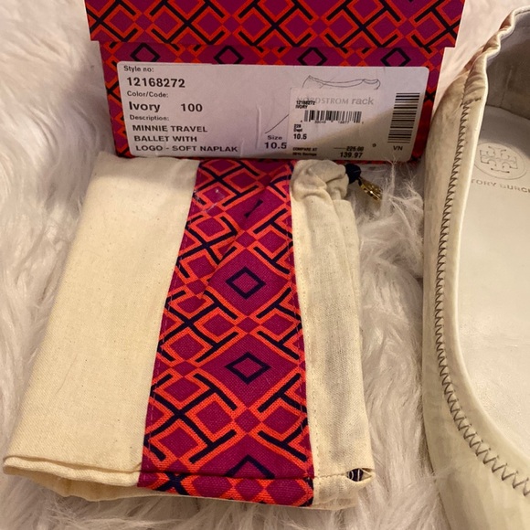 Tori Burch Minnie Travel Ballet with Logo, Ivory, Size 10.5 - Picture 10 of 11